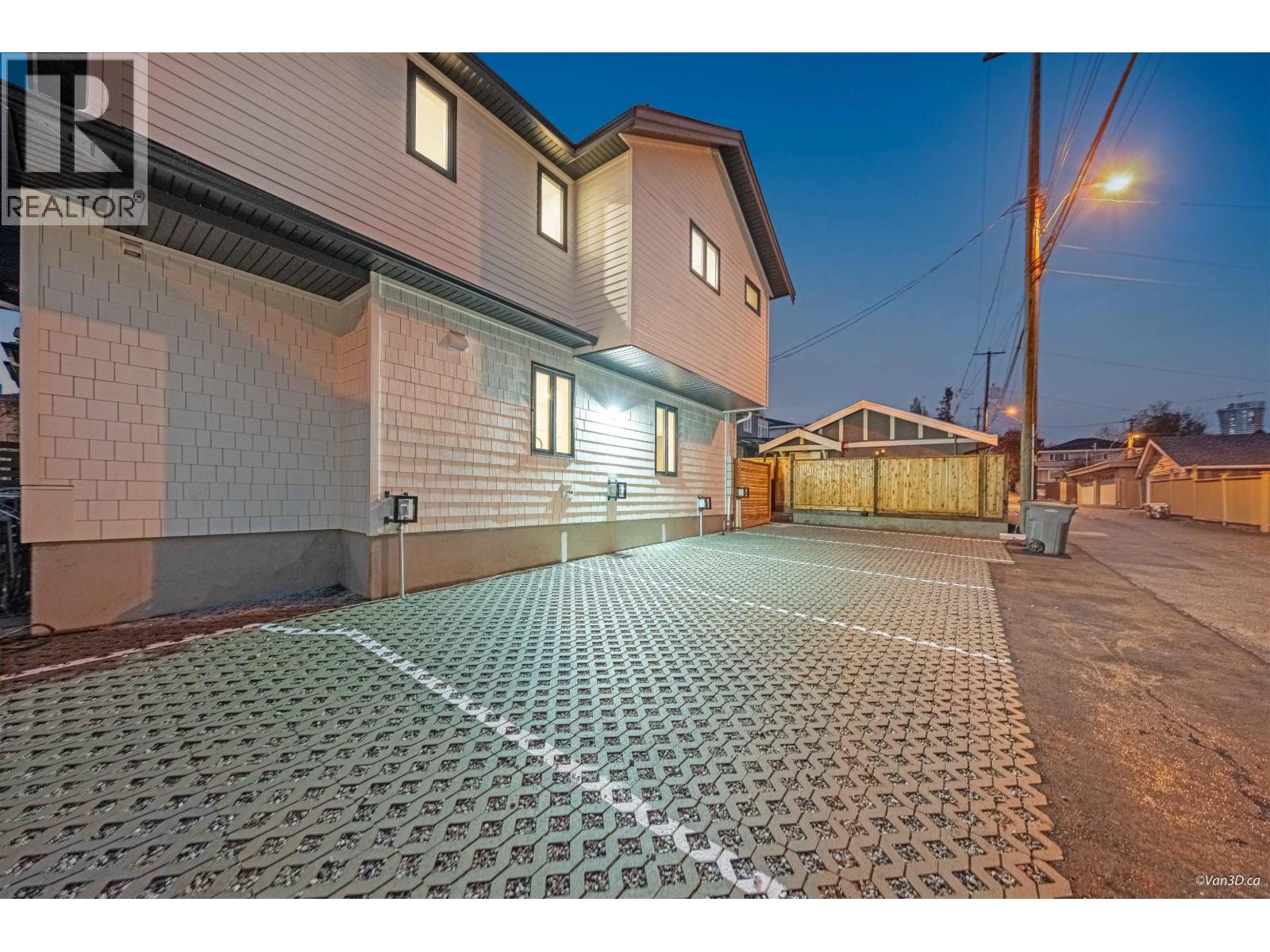 2 4211 Graveley Street, Burnaby, British Columbia  V5C 3T7 - Photo 37 - R3071004