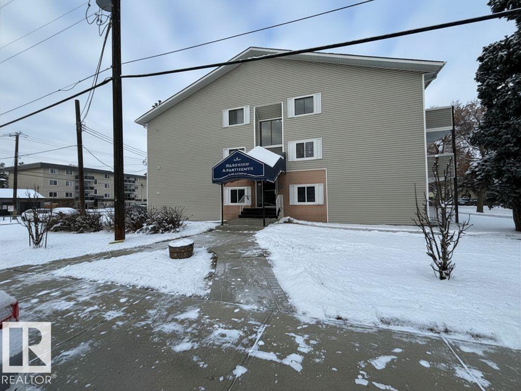 Property Listing: #205 10604 110 Av NwEdmonton