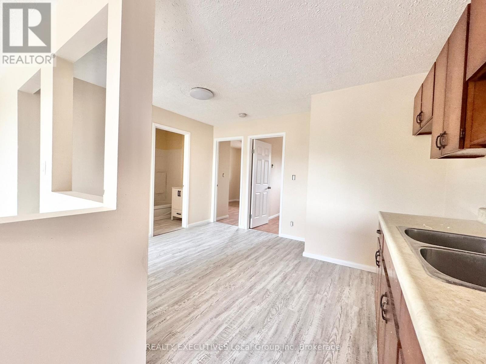 250 Champlain Street, Mattawa, Ontario  P0H 1V0 - Photo 10 - X12446840