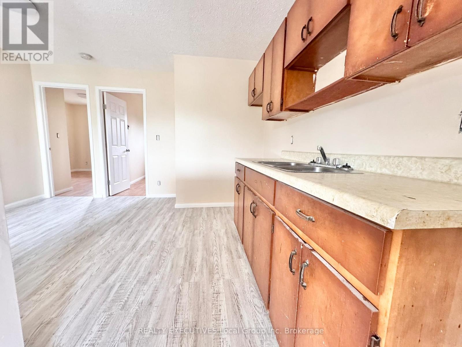 250 Champlain Street, Mattawa, Ontario  P0H 1V0 - Photo 11 - X12446840