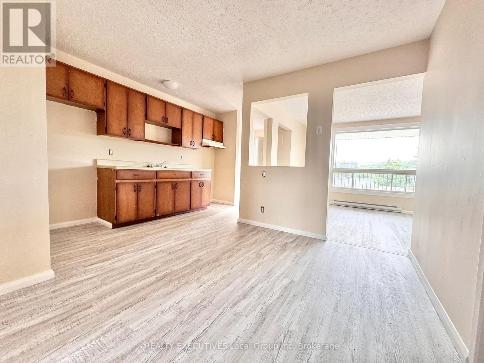 250 Champlain Street, Mattawa, Ontario  P0H 1V0 - Photo 17 - X12446840