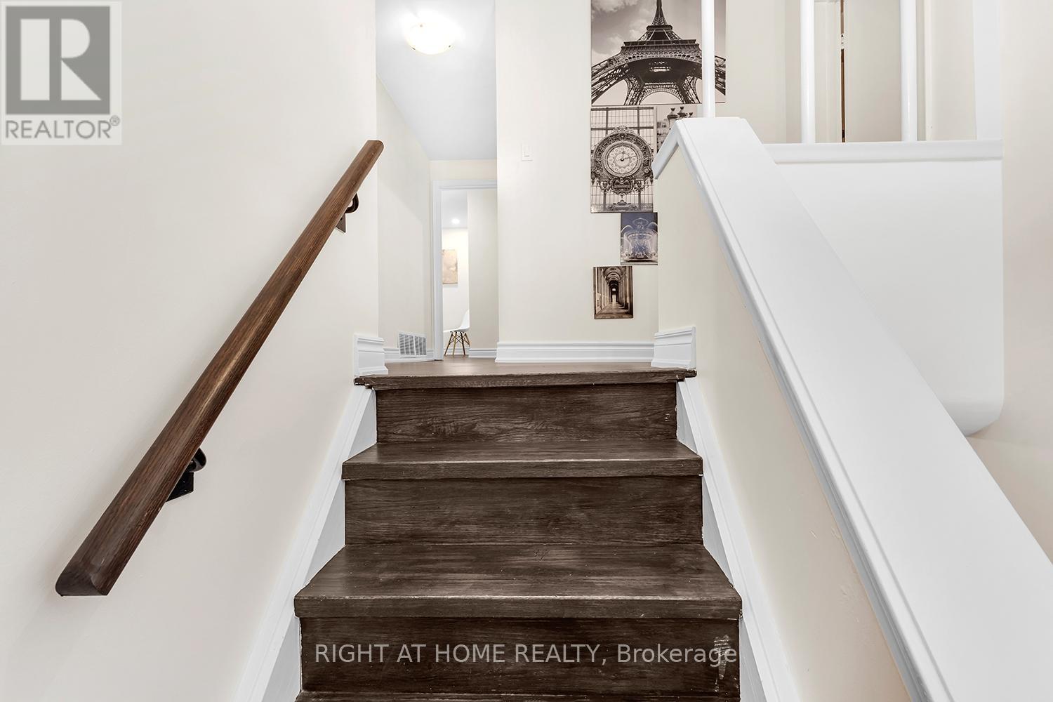 190 Northwood Drive, Toronto, Ontario  M2M 2K4 - Photo 18 - C12597652