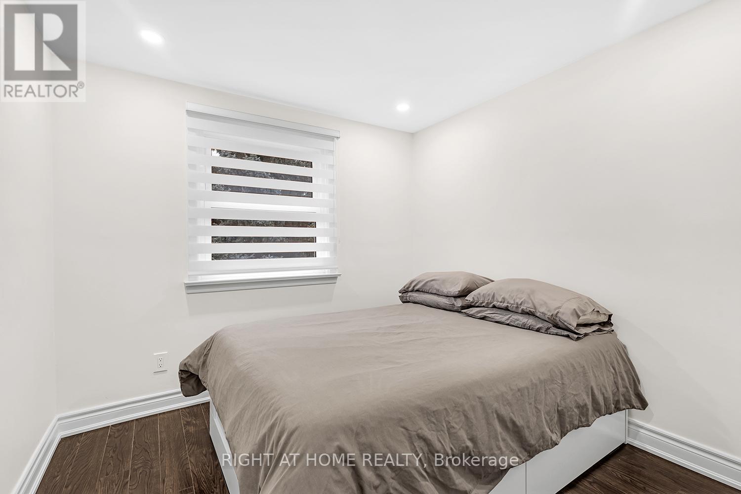 190 Northwood Drive, Toronto, Ontario  M2M 2K4 - Photo 22 - C12597652