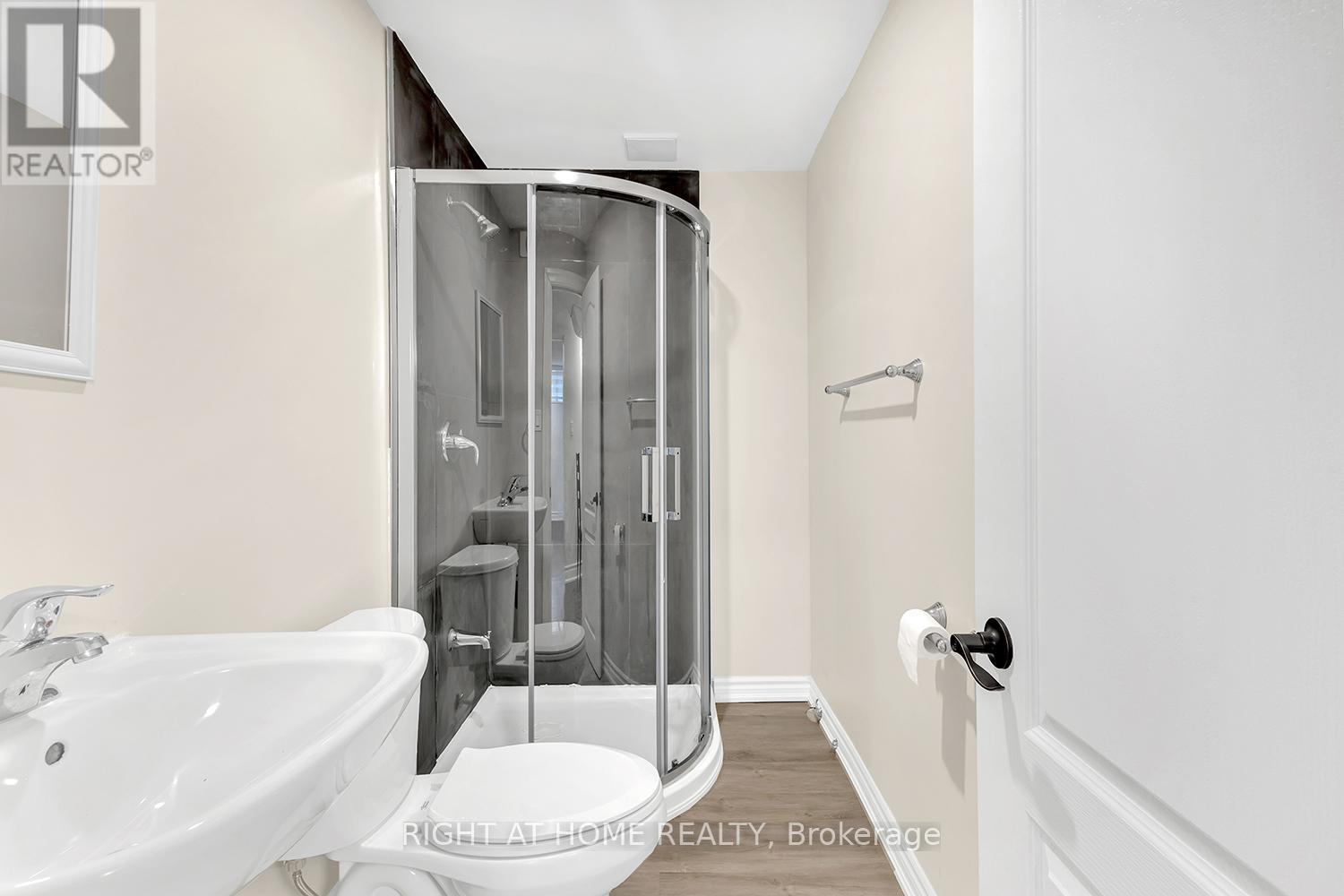 190 Northwood Drive, Toronto, Ontario  M2M 2K4 - Photo 35 - C12597652