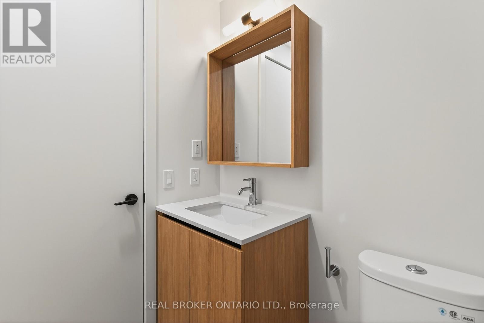 313 - 35 Parliament Street, Toronto, Ontario  M5A 2Y2 - Photo 13 - C12597656