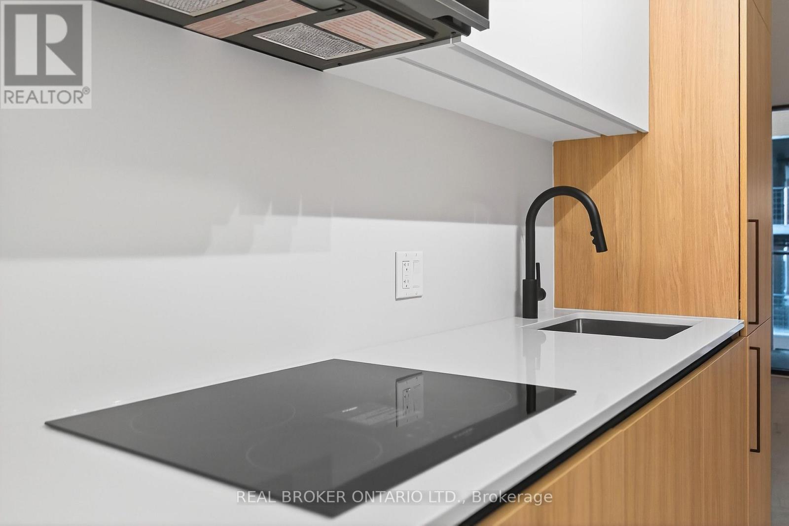 313 - 35 Parliament Street, Toronto, Ontario  M5A 2Y2 - Photo 22 - C12597656