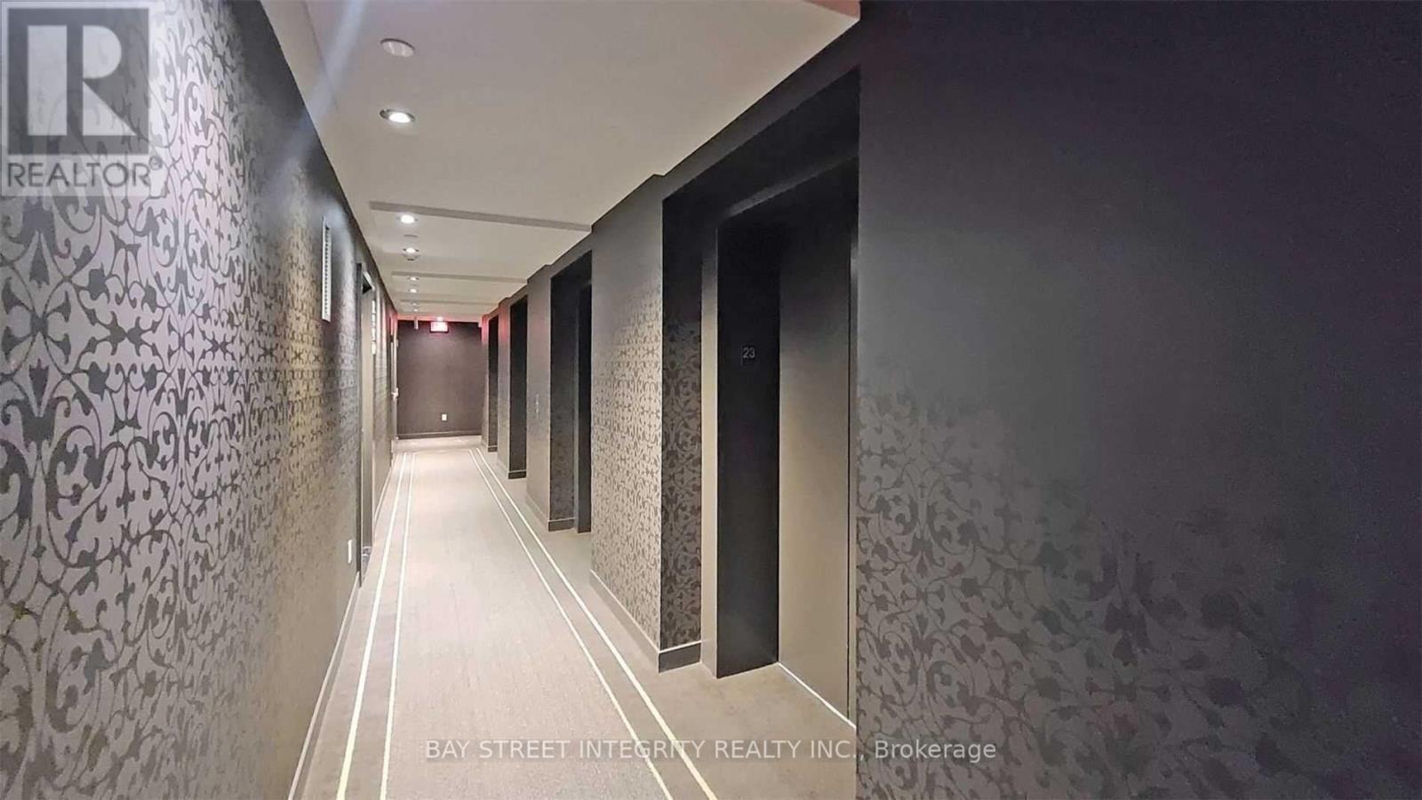 2406 - 197 Yonge Street, Toronto, Ontario  M5B 1M4 - Photo 17 - C12597658