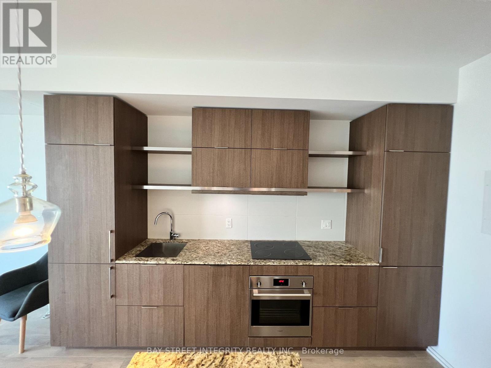 2406 - 197 Yonge Street, Toronto, Ontario  M5B 1M4 - Photo 6 - C12597658