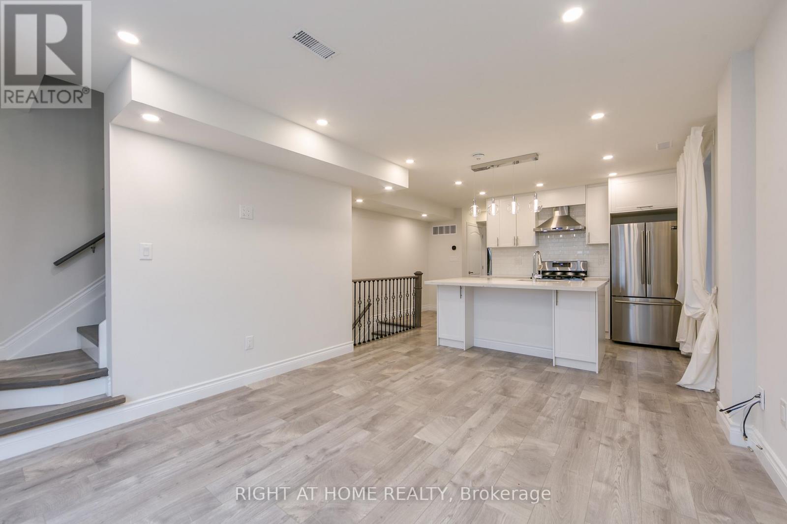 2 - 701 Dupont Street, Toronto, Ontario  M6G 1Z5 - Photo 10 - C12597704