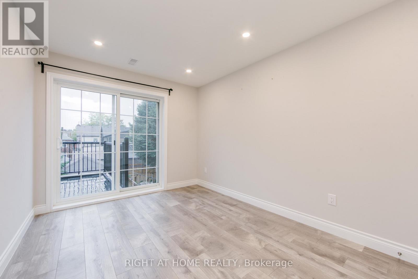 2 - 701 Dupont Street, Toronto, Ontario  M6G 1Z5 - Photo 11 - C12597704