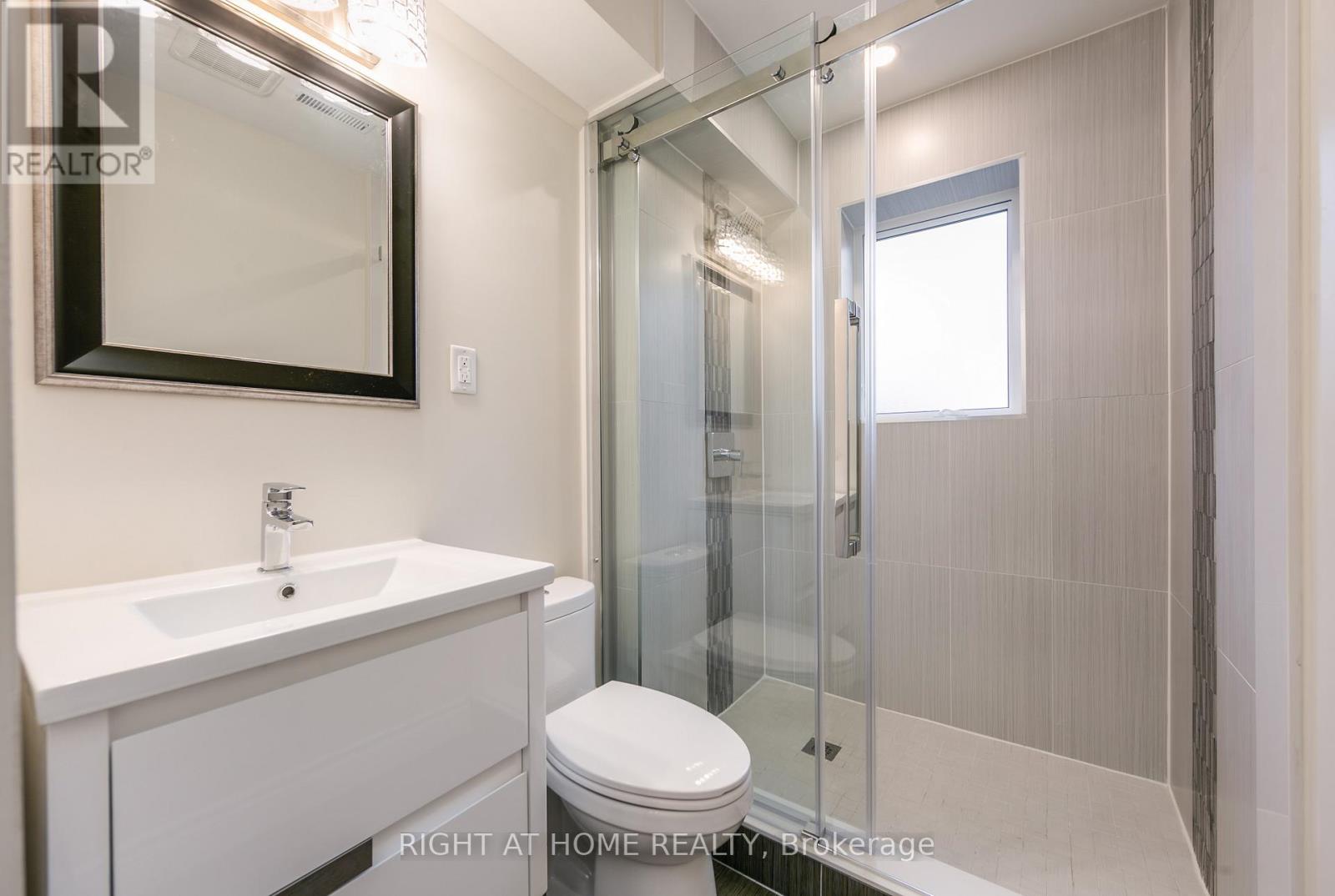 2 - 701 Dupont Street, Toronto, Ontario  M6G 1Z5 - Photo 15 - C12597704