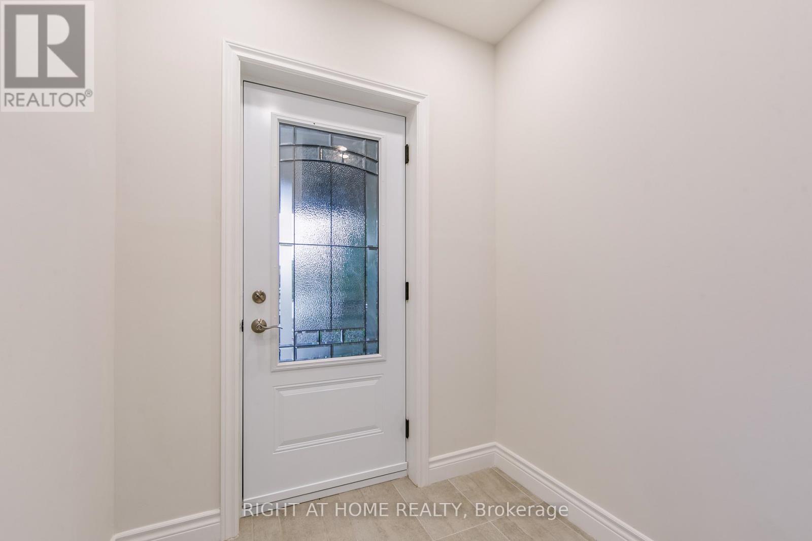 2 - 701 Dupont Street, Toronto, Ontario  M6G 1Z5 - Photo 3 - C12597704