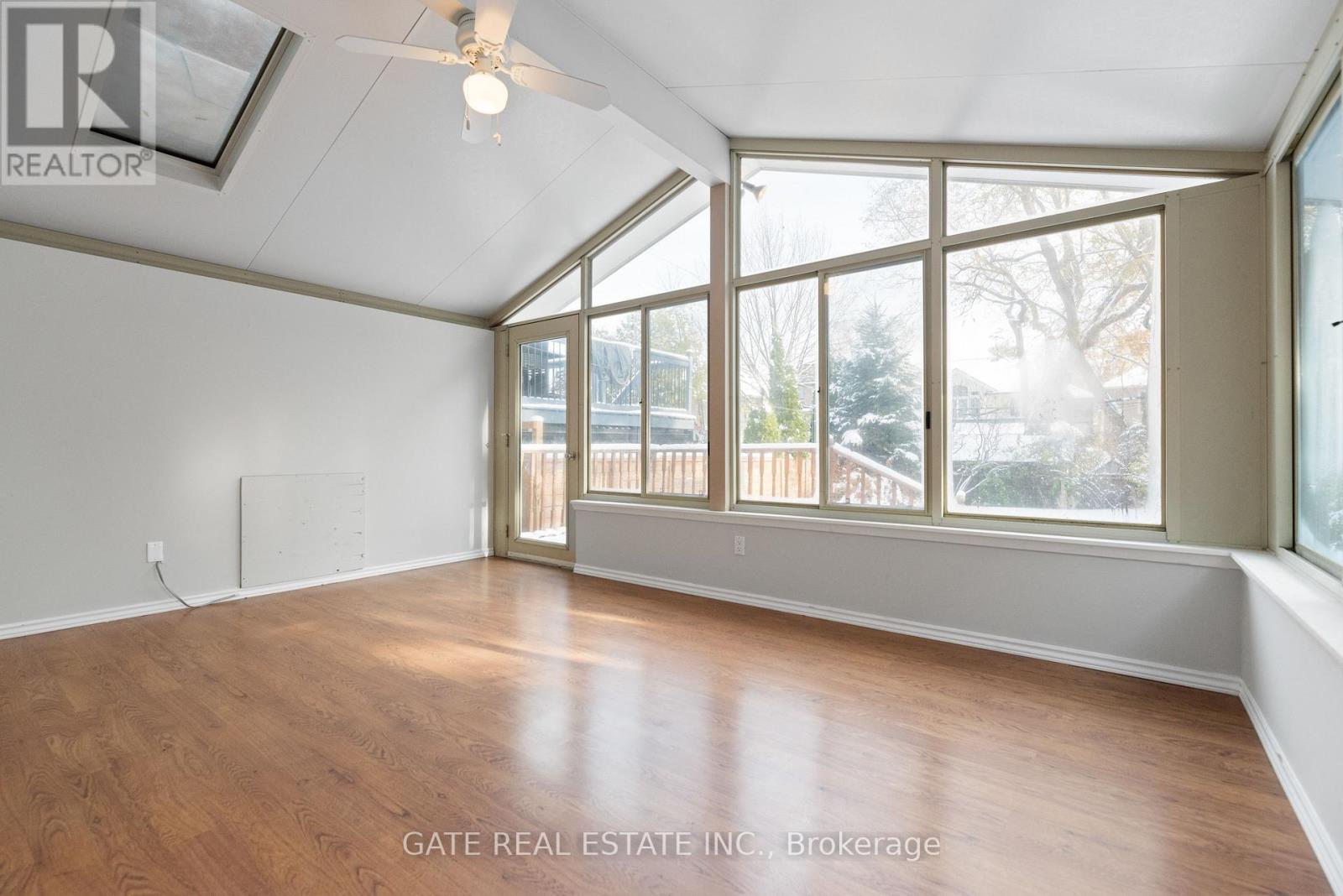 349 Laird Drive, Toronto, Ontario  M4G 3Y1 - Photo 22 - C12597714