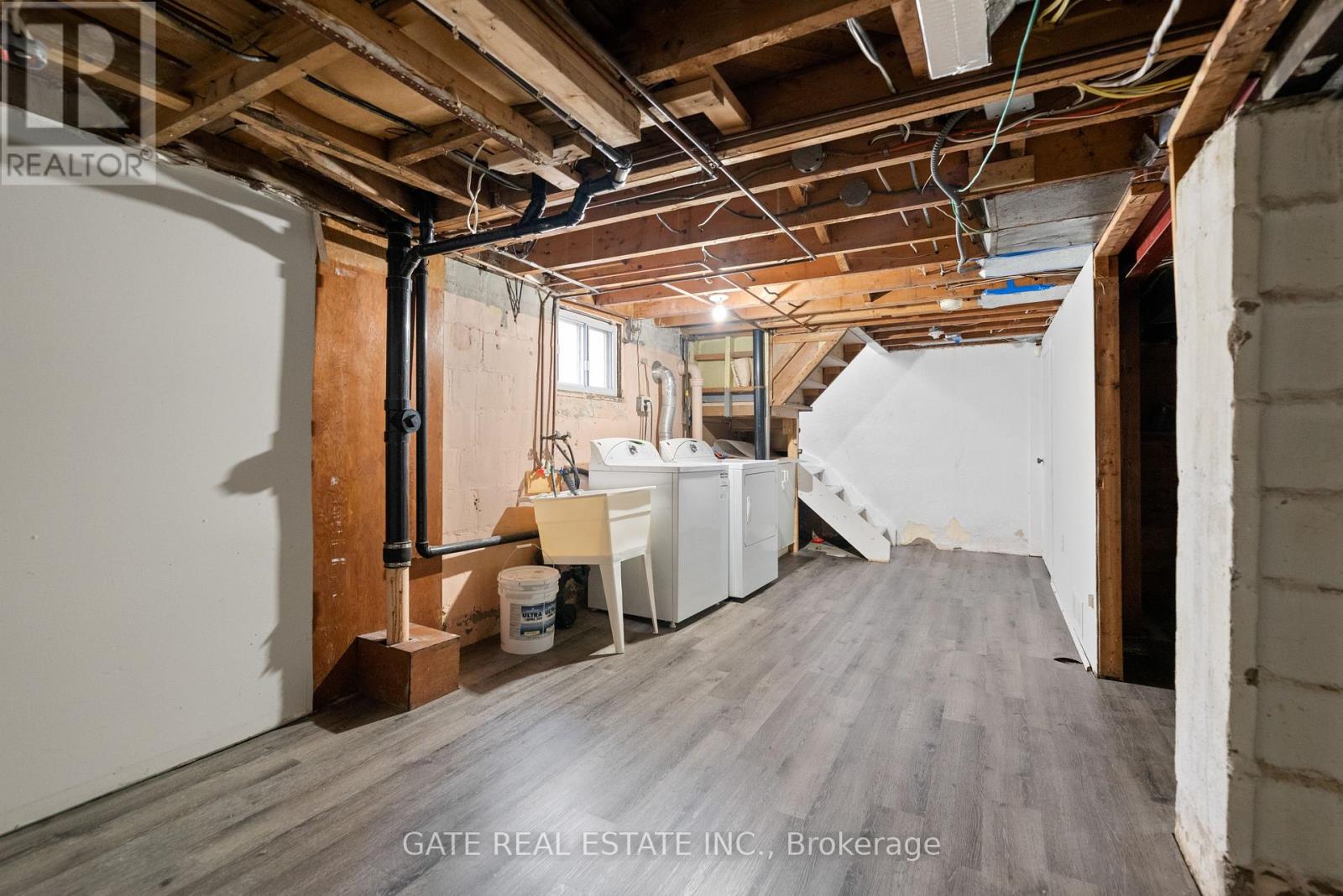 349 Laird Drive, Toronto, Ontario  M4G 3Y1 - Photo 40 - C12597714