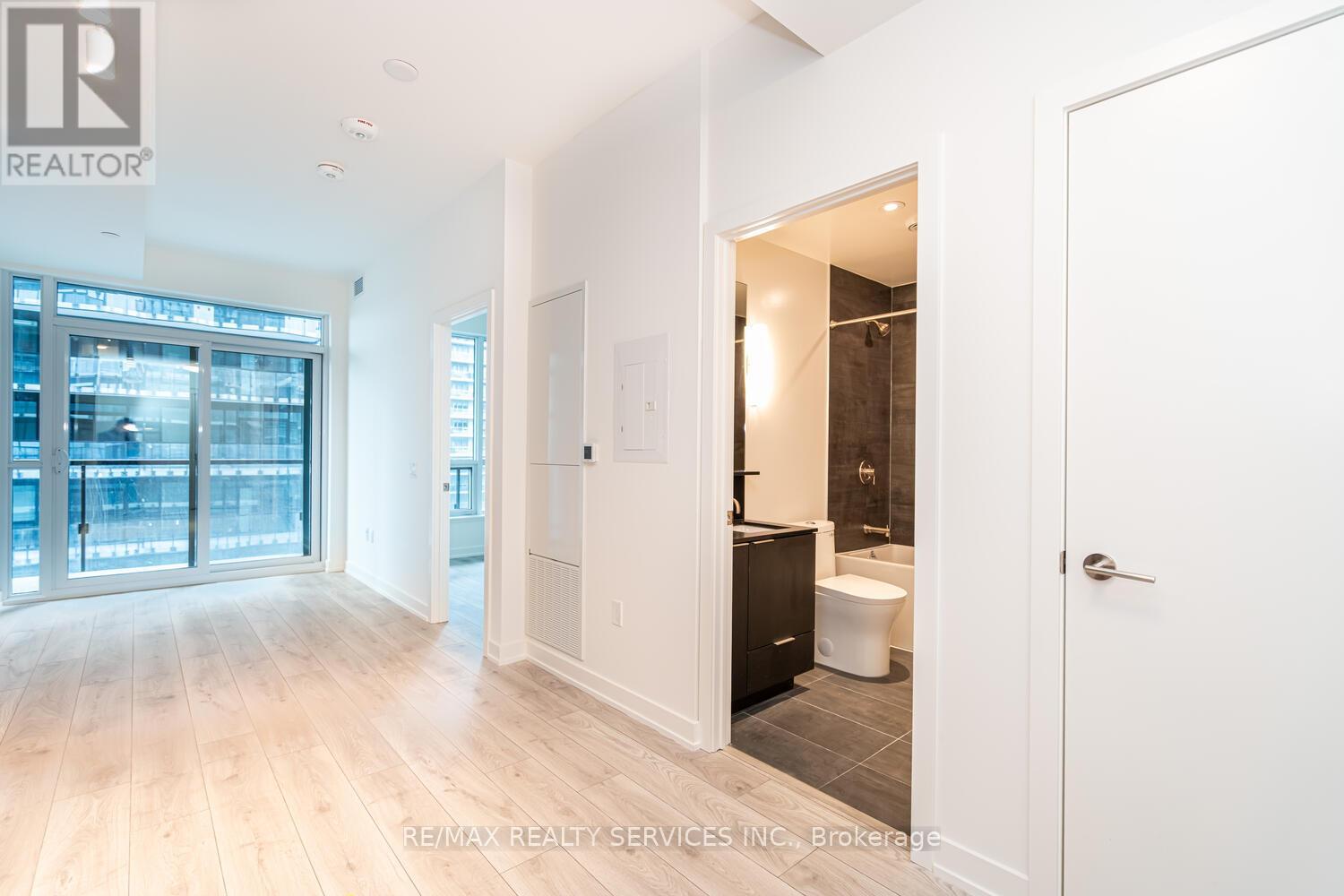 1609 - 120 Broadway Avenue, Toronto, Ontario  M4P 0E9 - Photo 16 - C12597726