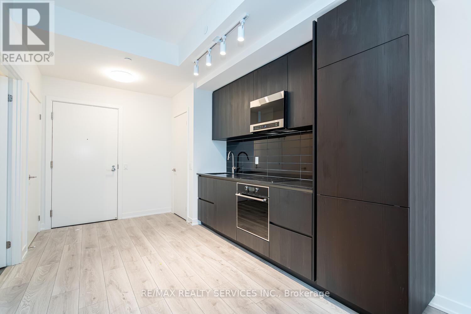 1609 - 120 Broadway Avenue, Toronto, Ontario  M4P 0E9 - Photo 19 - C12597726