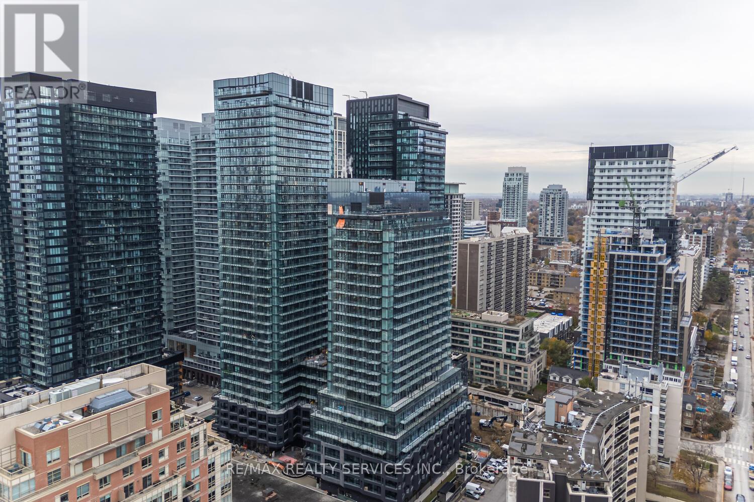 1609 - 120 Broadway Avenue, Toronto, Ontario  M4P 0E9 - Photo 3 - C12597726