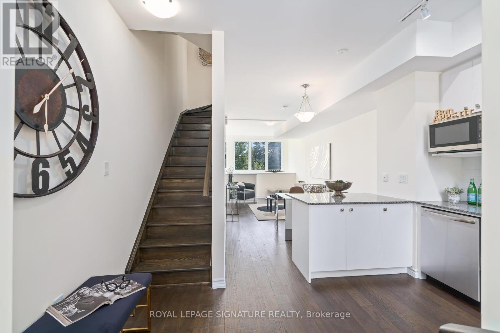 10 Curlew Drive, Toronto, Ontario  M1R 1V1 - Photo 8 - C12597742