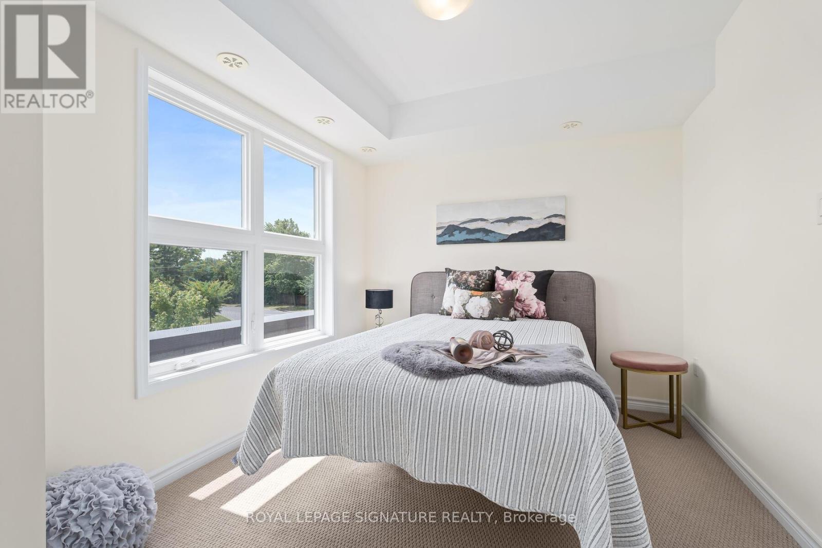 10 Curlew Drive, Toronto, Ontario  M1R 1V1 - Photo 9 - C12597742