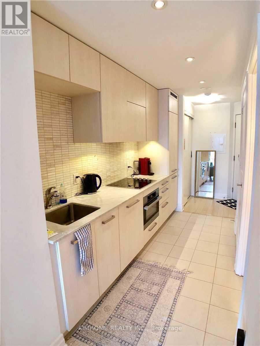 903 - 8 The Esplanade Boulevard, Toronto, Ontario  M5E 0A6 - Photo 11 - C12597780