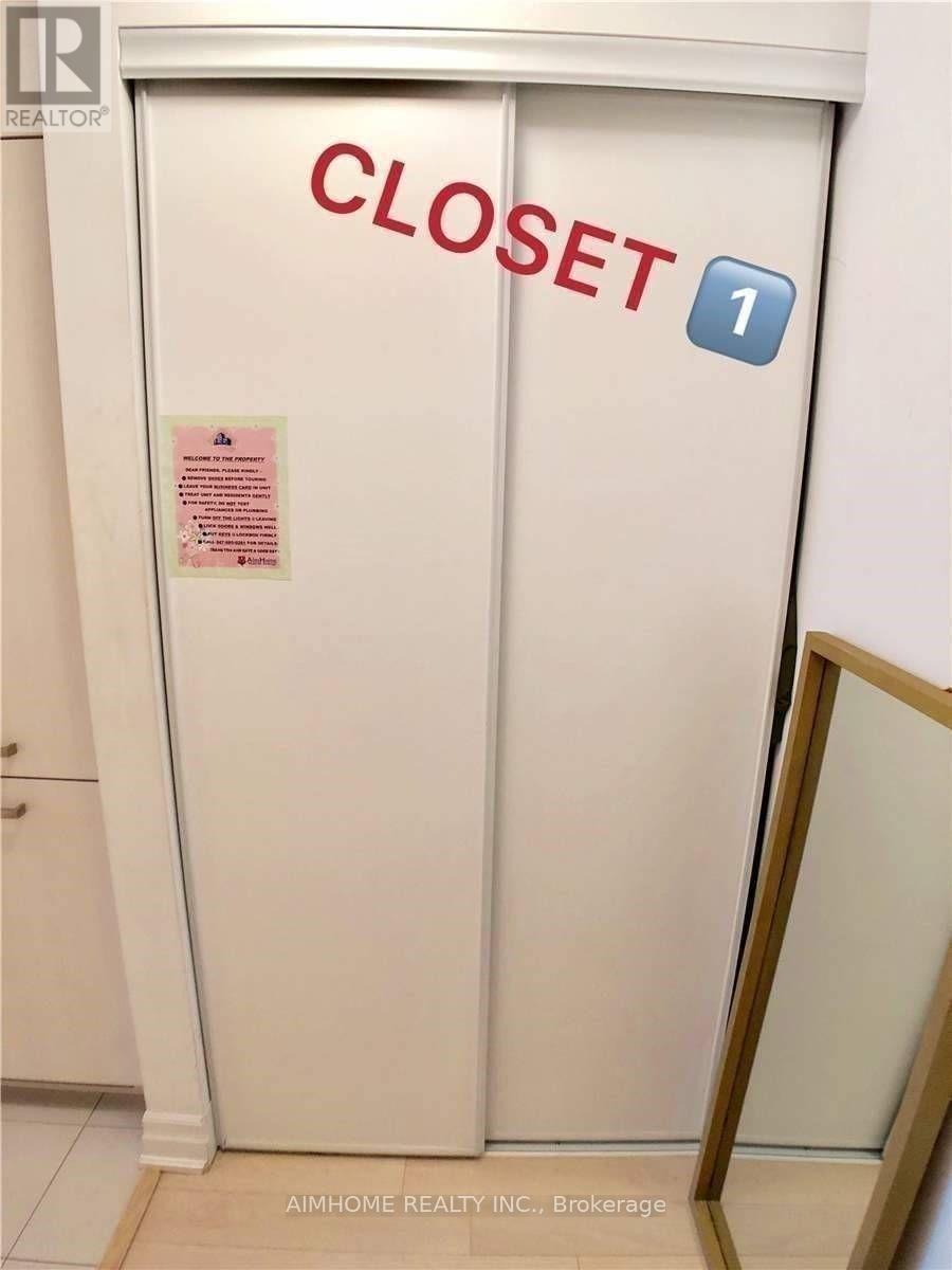 903 - 8 The Esplanade Boulevard, Toronto, Ontario  M5E 0A6 - Photo 7 - C12597780