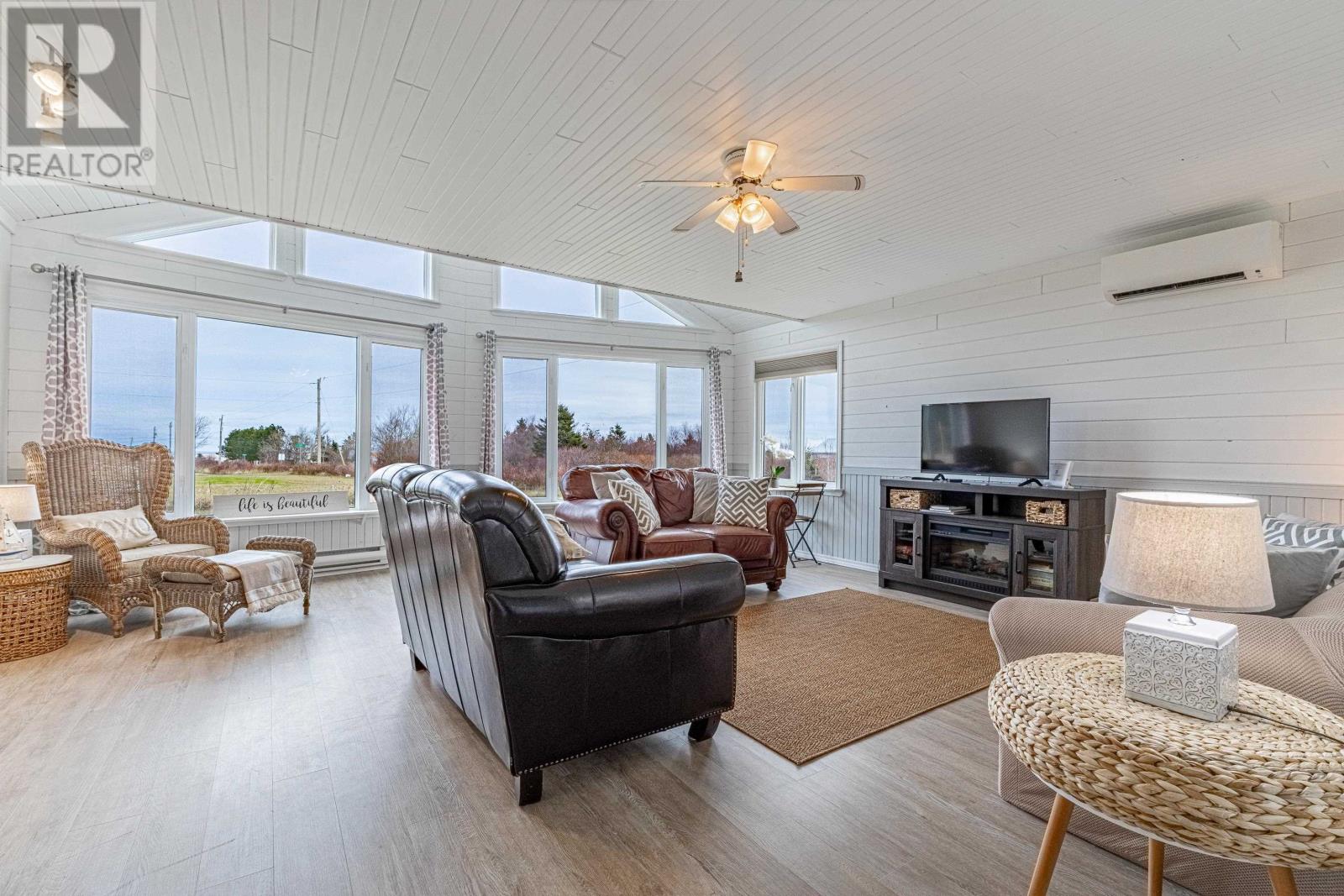 61 Gulf View Road, St. Peter's Harbour, Prince Edward Island  C0A 1S0 - Photo 8 - 202528989