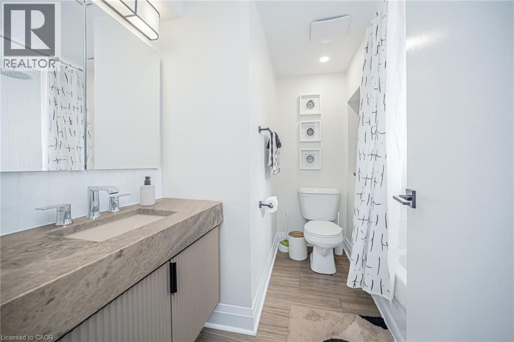 115 Welbourn Drive, Hamilton, Ontario  L9A 3N5 - Photo 14 - 40785009