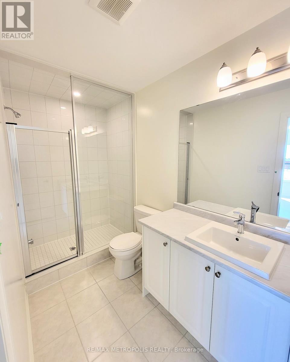 20 Esquire Way, Whitby, Ontario  L1R 0S7 - Photo 10 - E12597684