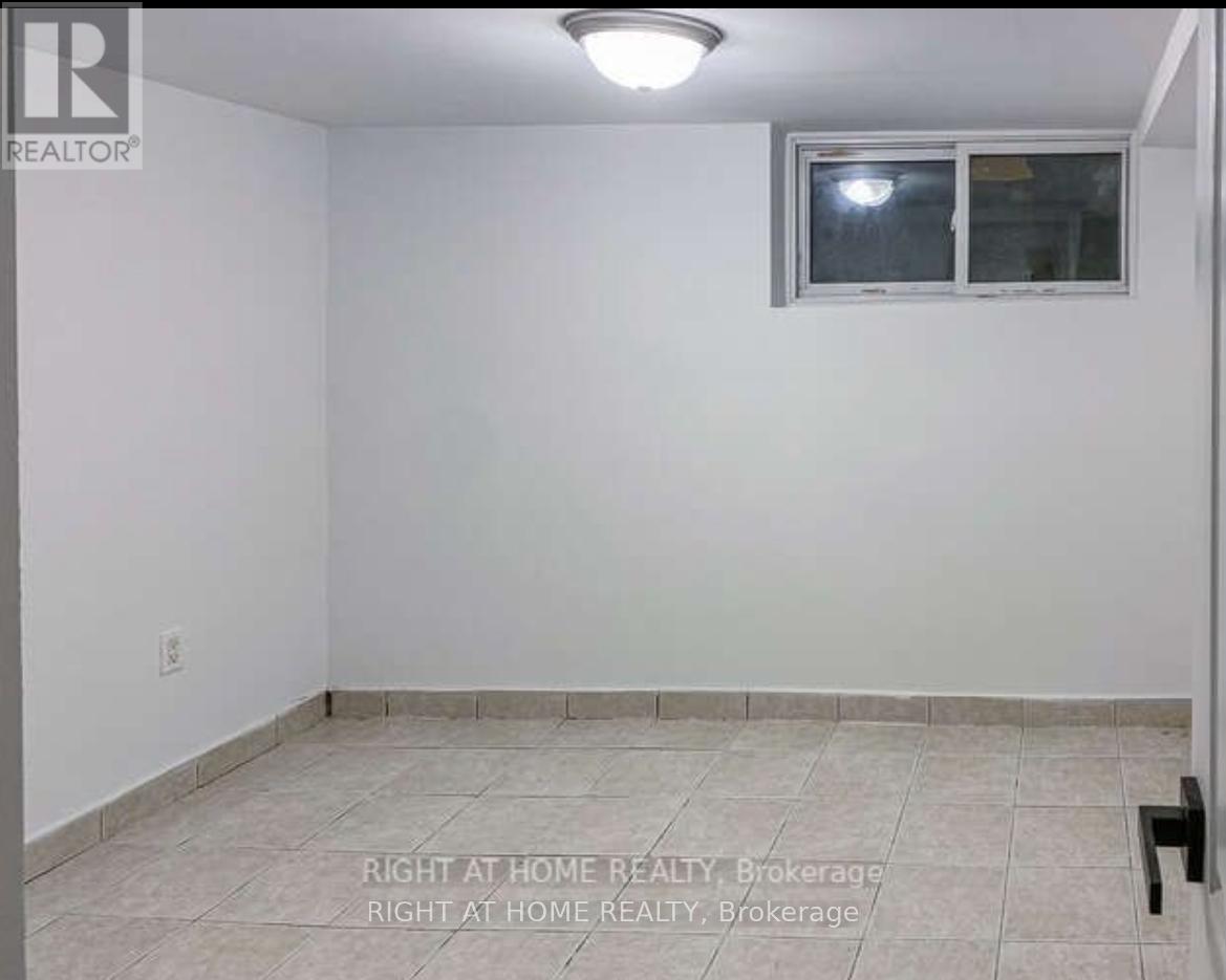 Basement - 157 Woodycrest Avenue N, Toronto, Ontario  M4J 3B8 - Photo 4 - E12597750