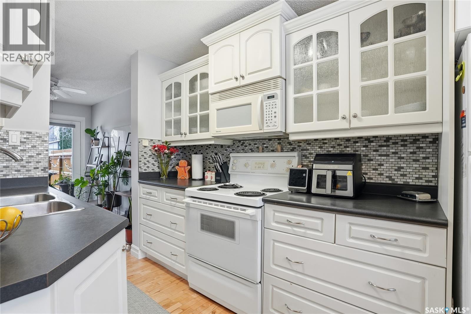 28 330 Haight Crescent, Saskatoon, Saskatchewan  S7H 4V9 - Photo 7 - SK025107