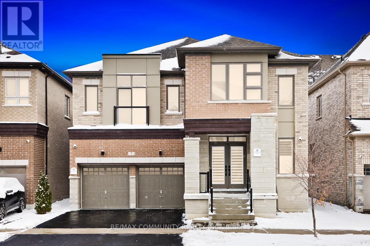 7 SEAGER STREET, Richmond Hill, Ontario