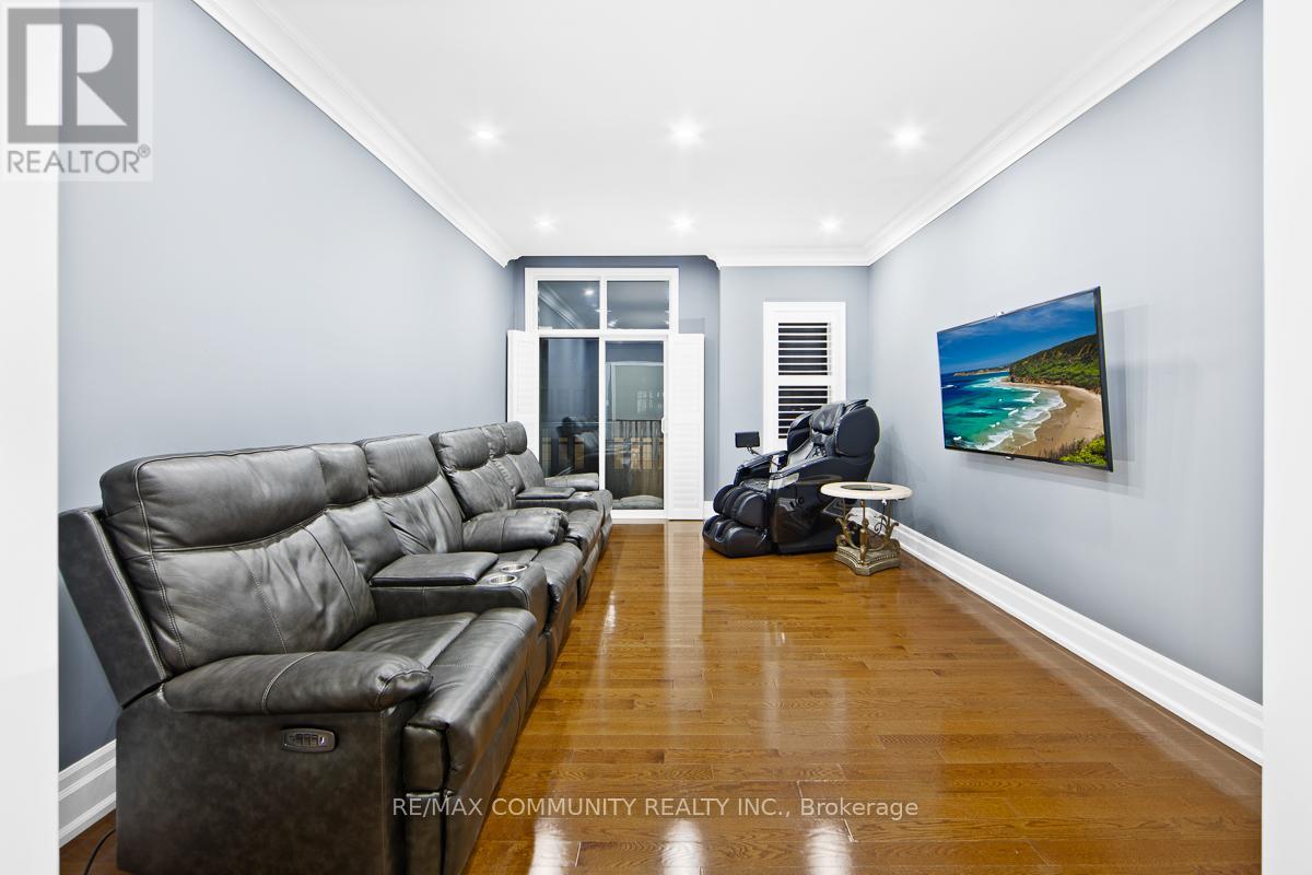 7 Seager Street, Richmond Hill, Ontario  L4S 0H1 - Photo 15 - N12539722