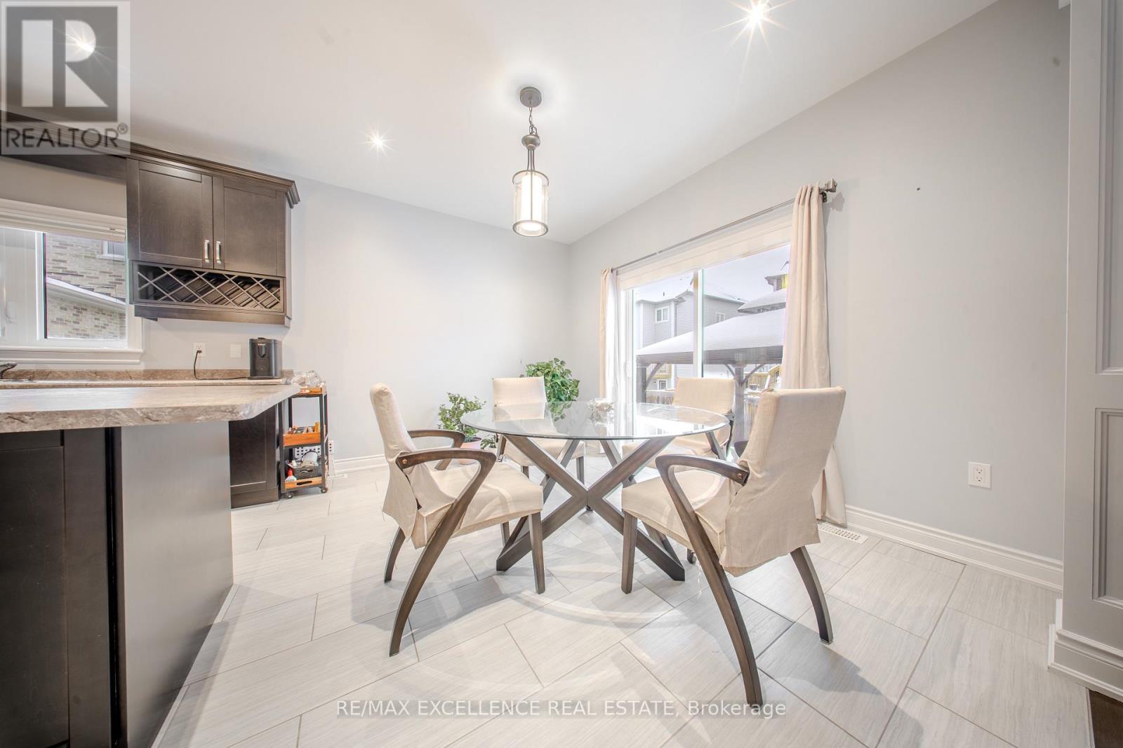 125 Centre Street, Essa, Ontario  L0M 1B0 - Photo 14 - N12597764