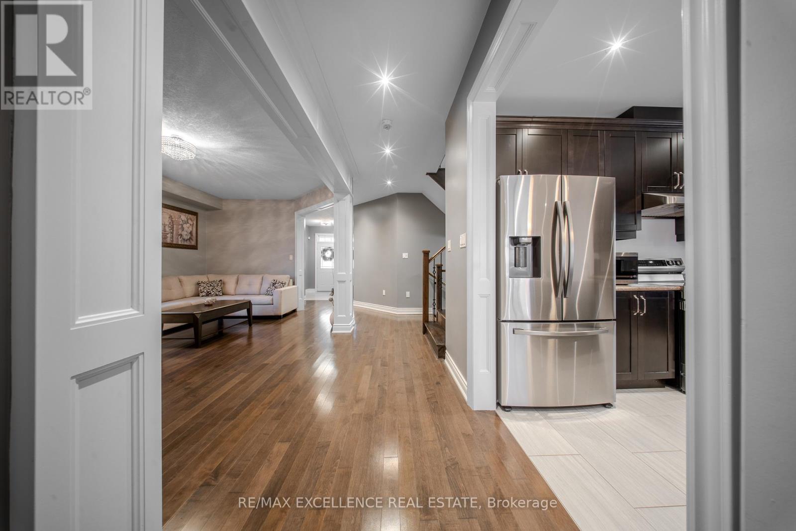 125 Centre Street, Essa, Ontario  L0M 1B0 - Photo 15 - N12597764