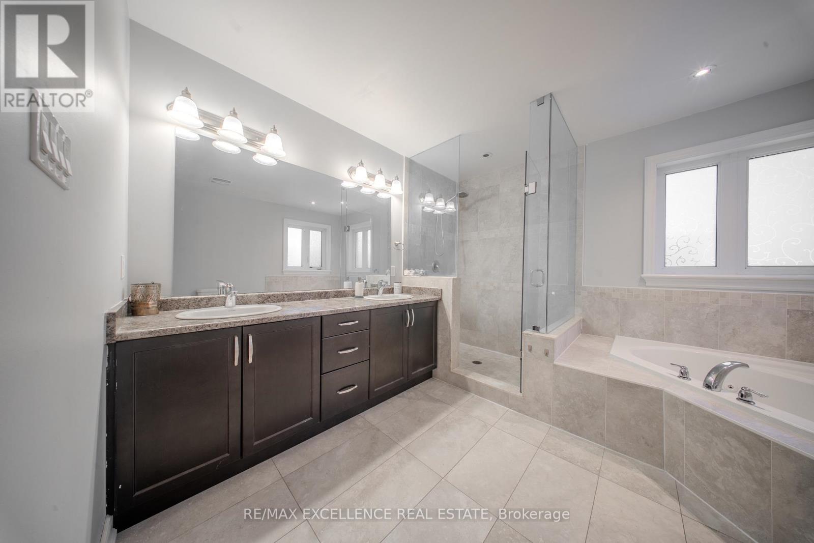 125 Centre Street, Essa, Ontario  L0M 1B0 - Photo 21 - N12597764