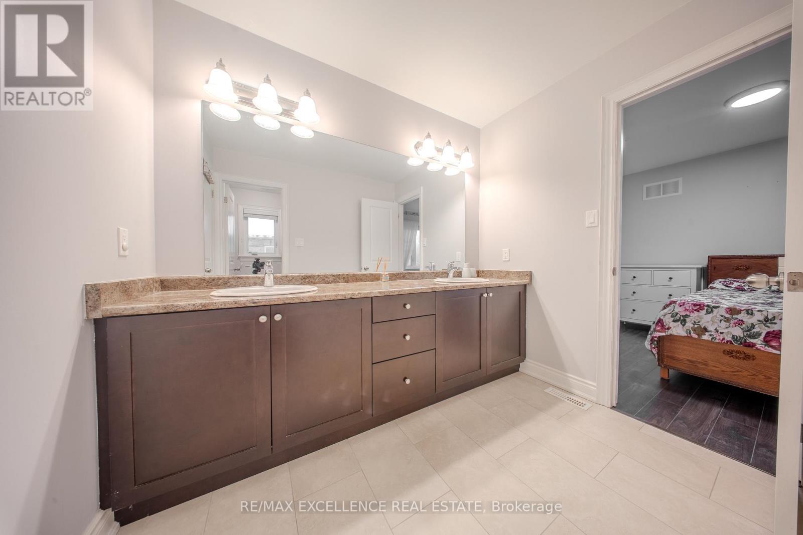 125 Centre Street, Essa, Ontario  L0M 1B0 - Photo 24 - N12597764