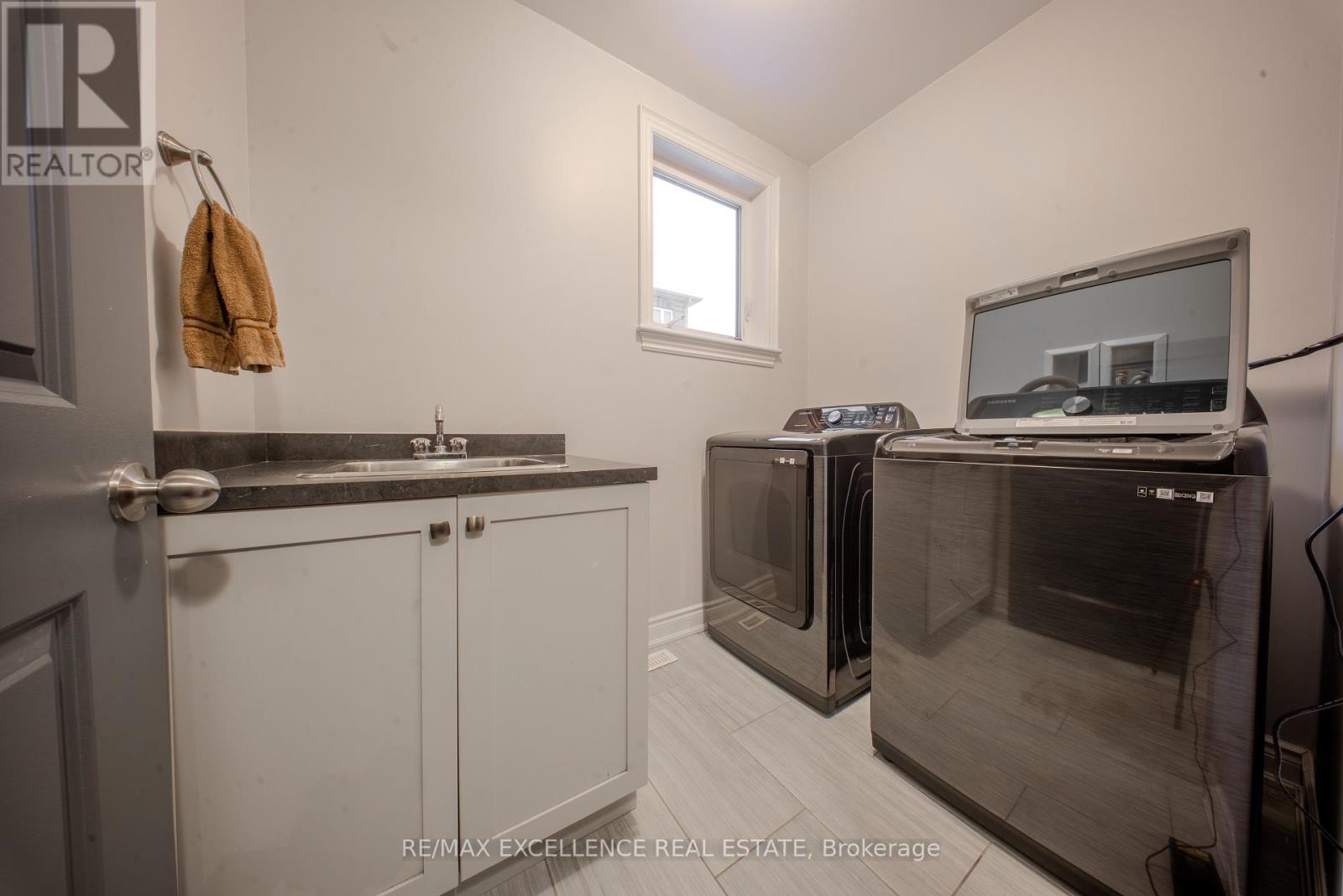 125 Centre Street, Essa, Ontario  L0M 1B0 - Photo 31 - N12597764