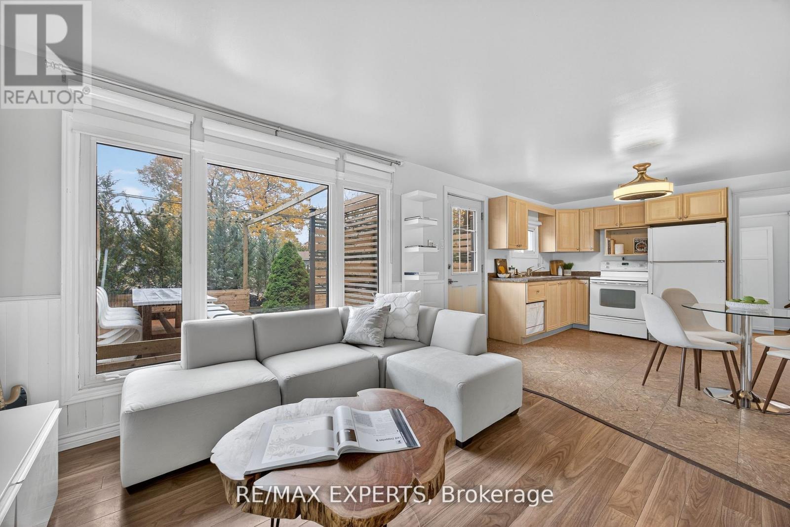 48 Sunnidale Road S, Wasaga Beach, Ontario  L9Z 2M5 - Photo 14 - S12597632