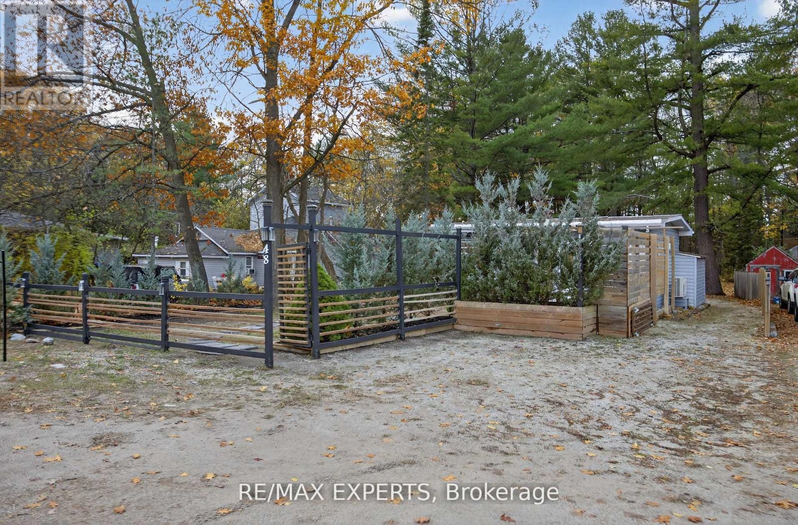 48 Sunnidale Road S, Wasaga Beach, Ontario  L9Z 2M5 - Photo 36 - S12597632