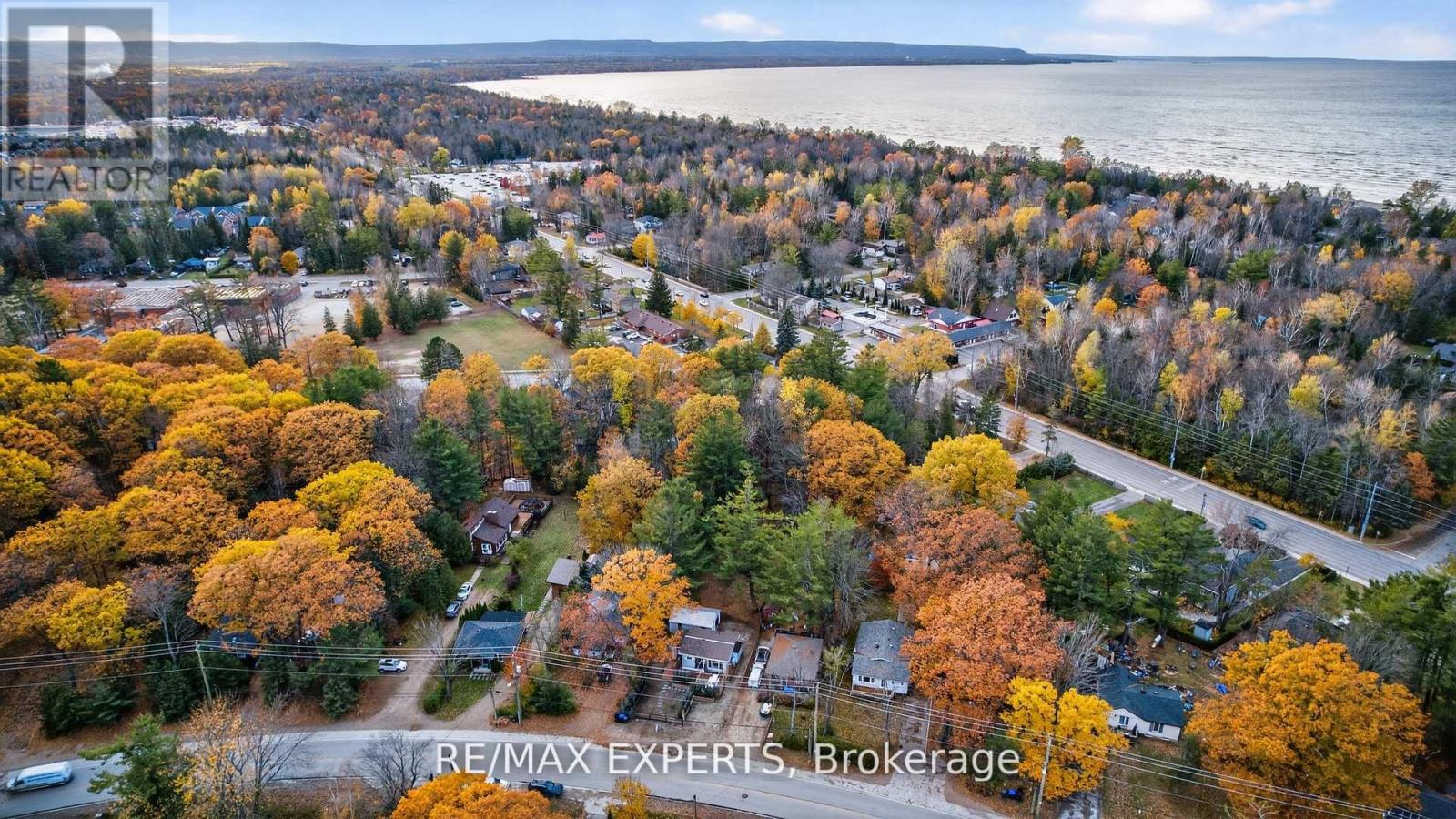 48 Sunnidale Road S, Wasaga Beach, Ontario  L9Z 2M5 - Photo 46 - S12597632