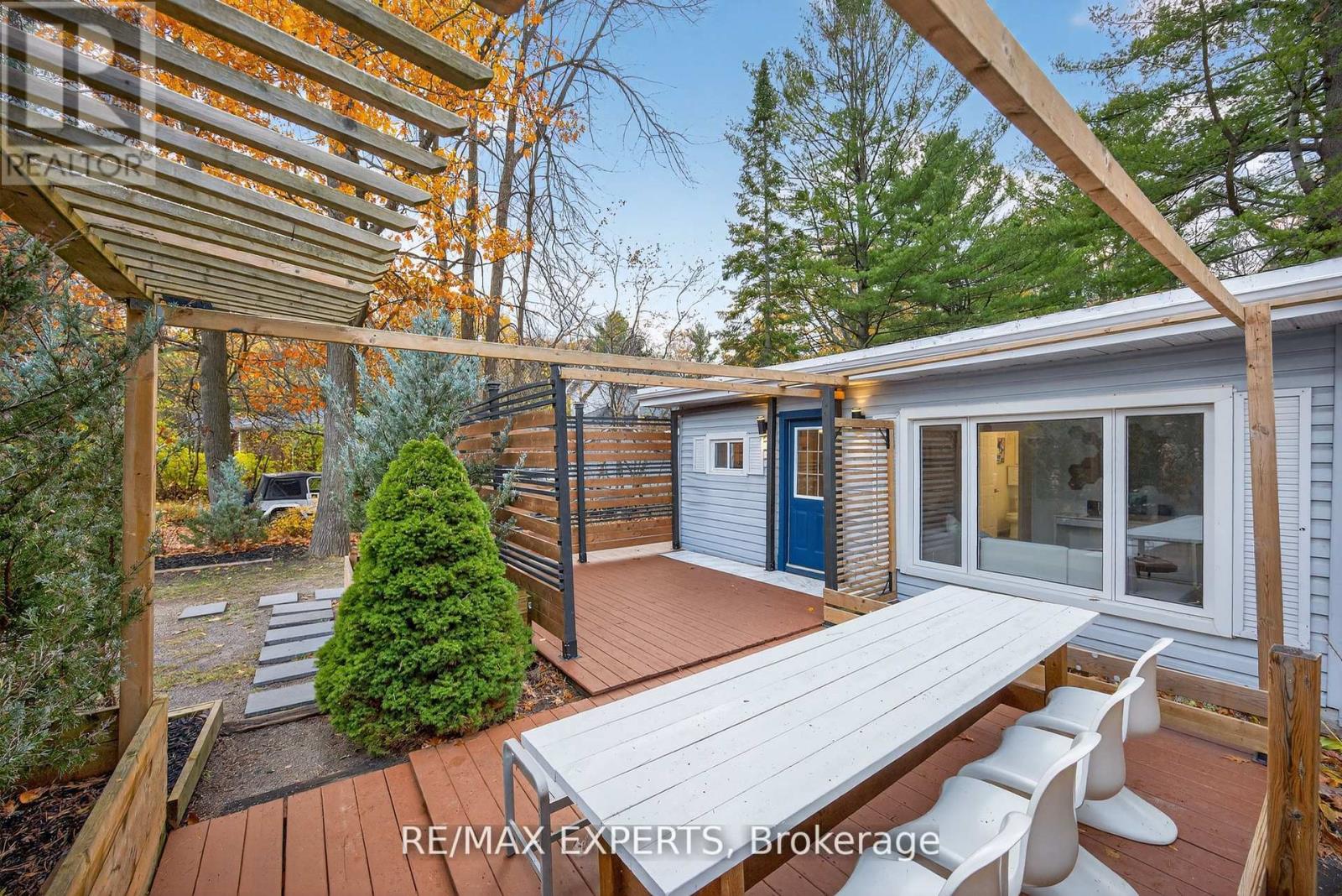 48 Sunnidale Road S, Wasaga Beach, Ontario  L9Z 2M5 - Photo 5 - S12597632