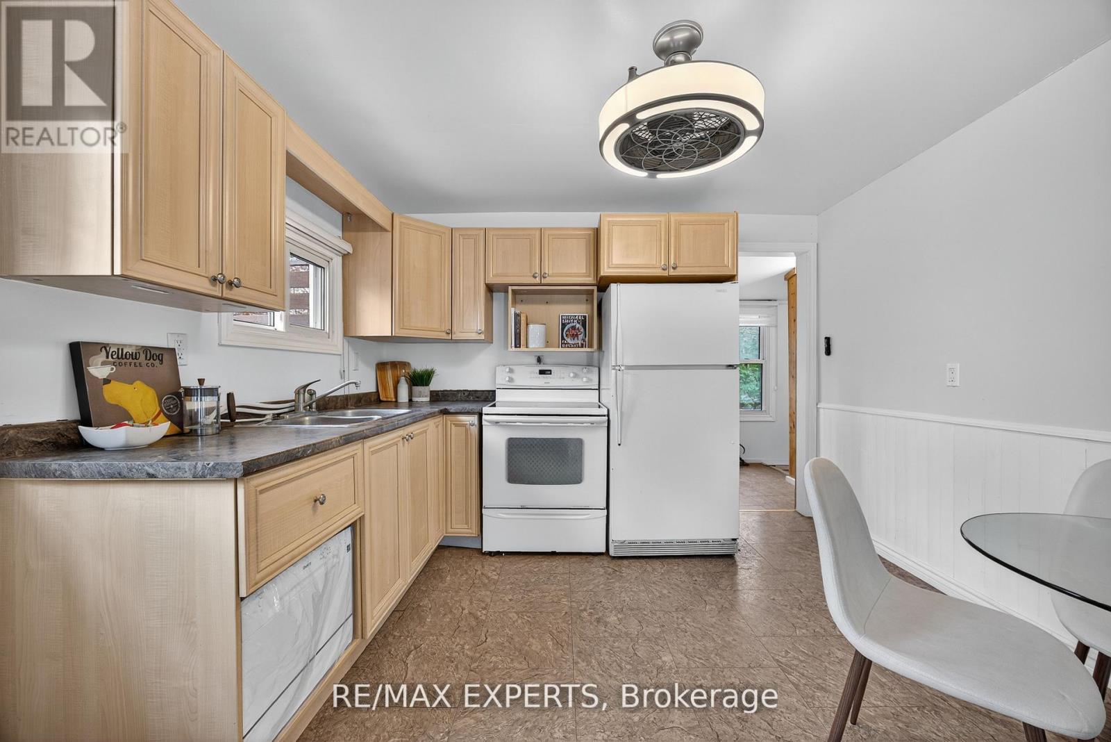 48 Sunnidale Road S, Wasaga Beach, Ontario  L9Z 2M5 - Photo 8 - S12597632