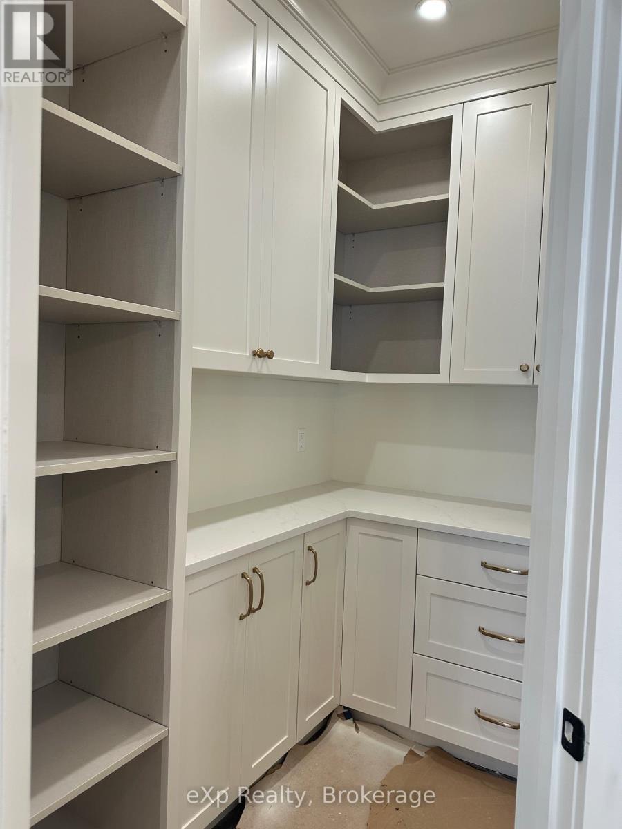 1036 Walton Avenue N, North Perth, Ontario  N4W 3S2 - Photo 12 - X12456108