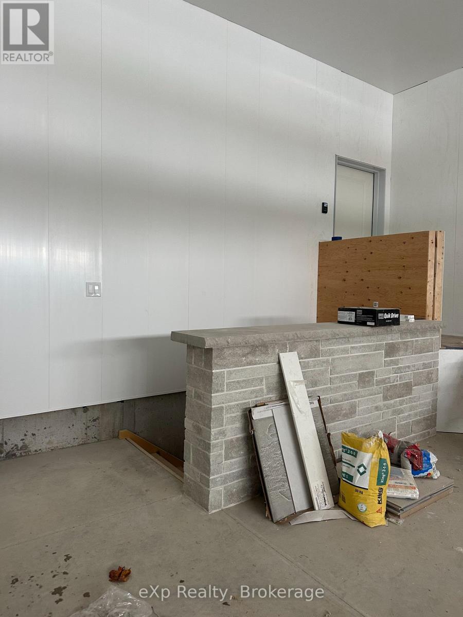 1036 Walton Avenue N, North Perth, Ontario  N4W 3S2 - Photo 26 - X12456108