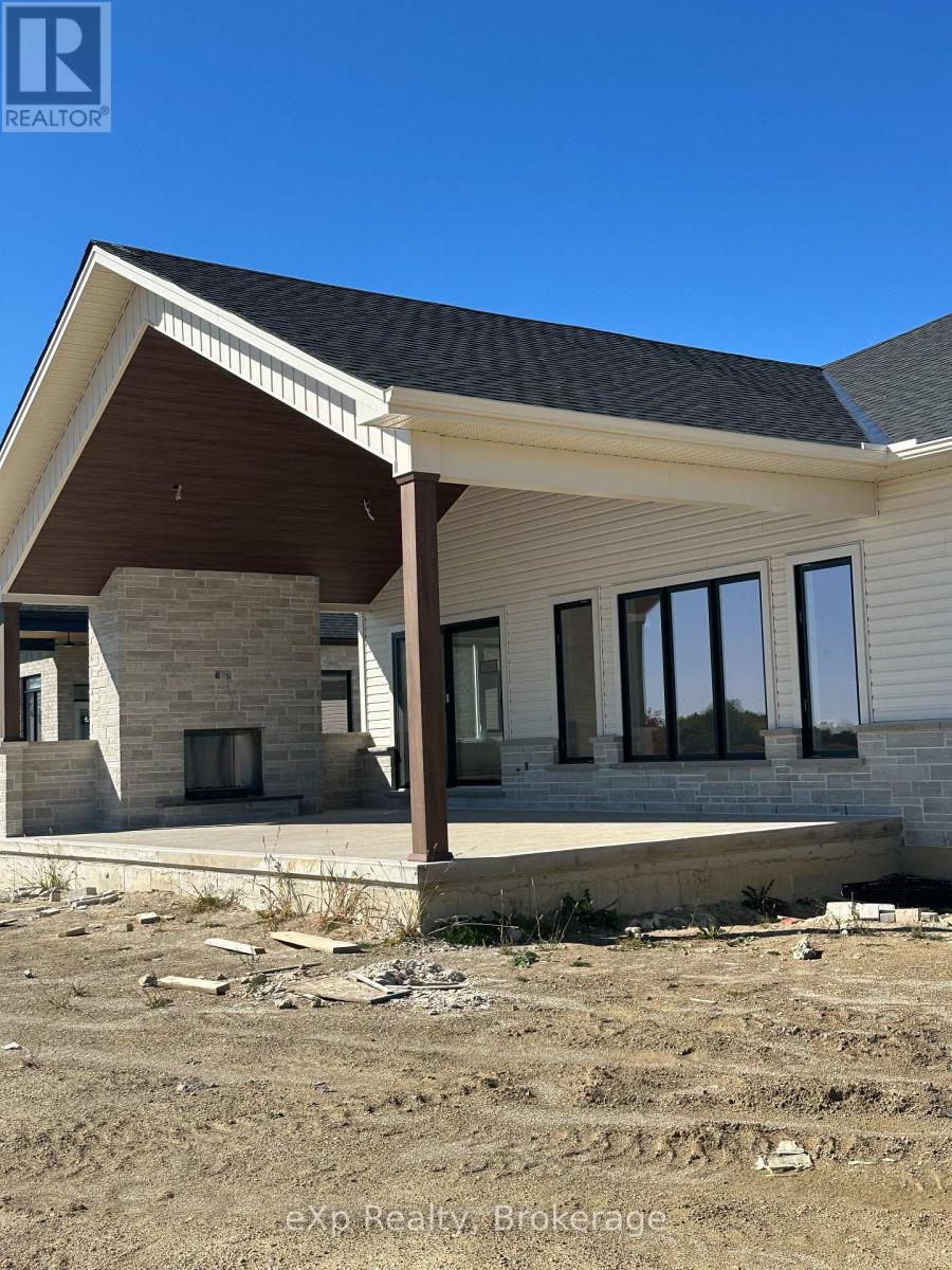 1036 Walton Avenue N, North Perth, Ontario  N4W 3S2 - Photo 30 - X12456108