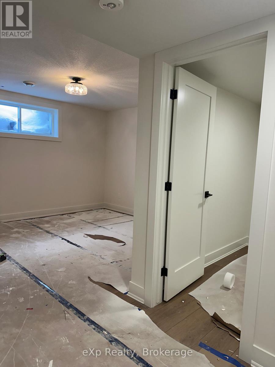 1036 Walton Avenue N, North Perth, Ontario  N4W 3S2 - Photo 23 - X12456108