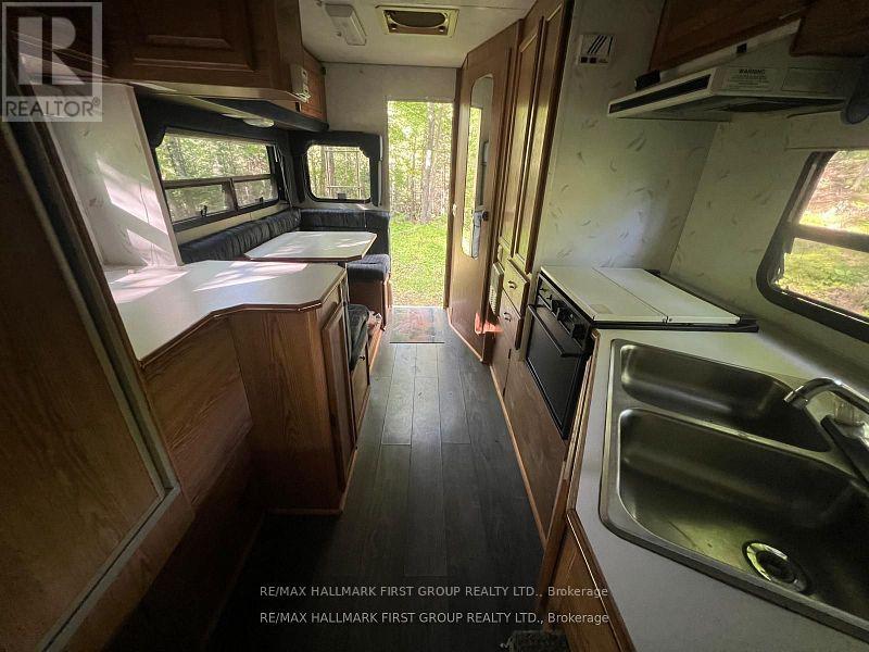 678 Centreview Road, Hastings Highlands, Ontario  K0J 1L0 - Photo 7 - X12449486