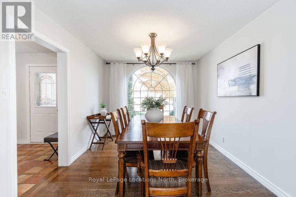 3580 Linda Street, Innisfil, Ontario  L9S 2L2 - Photo 4 - N12597820