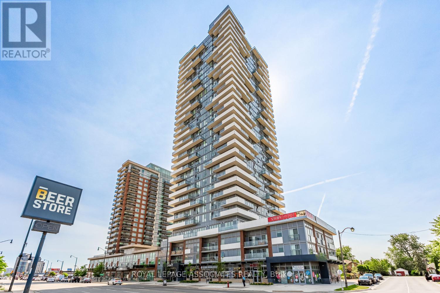 B - 205 Queen Street E, Brampton, Ontario  L6W 0C8 - Photo 2 - W12597584