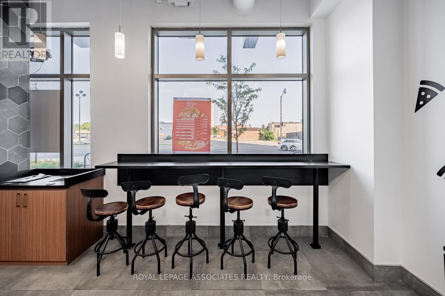 B - 205 Queen Street E, Brampton, Ontario  L6W 0C8 - Photo 22 - W12597584